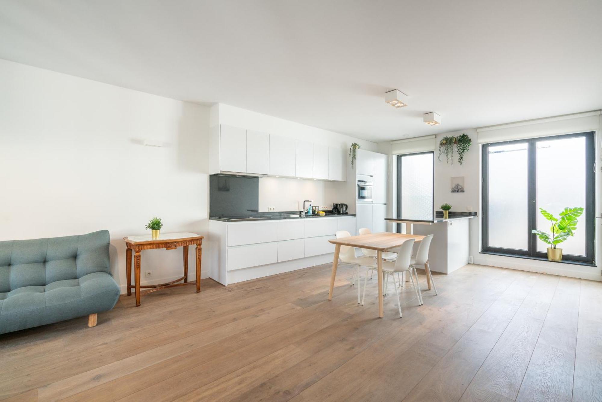 Light House. Heart Of Apartment Antwerpen